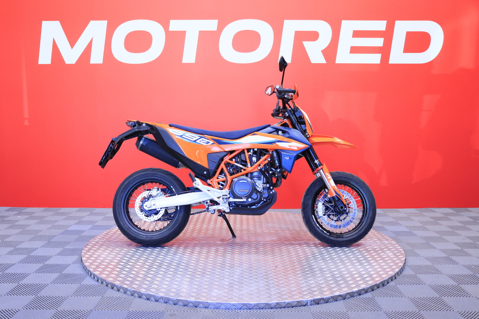 KTM - 690 - SMC-R // Remus / Shifter / TC / ABS / Map selector / Suomi-pyörä // - Moottoripyörä