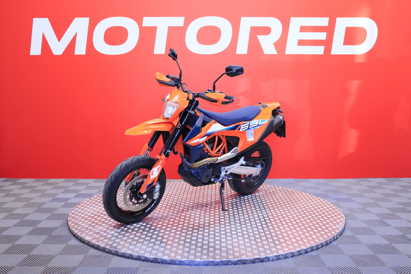 KTM - 690 - SMC-R // Remus / Shifter / TC / ABS / Map selector / Suomi-pyörä // - Moottoripyörä