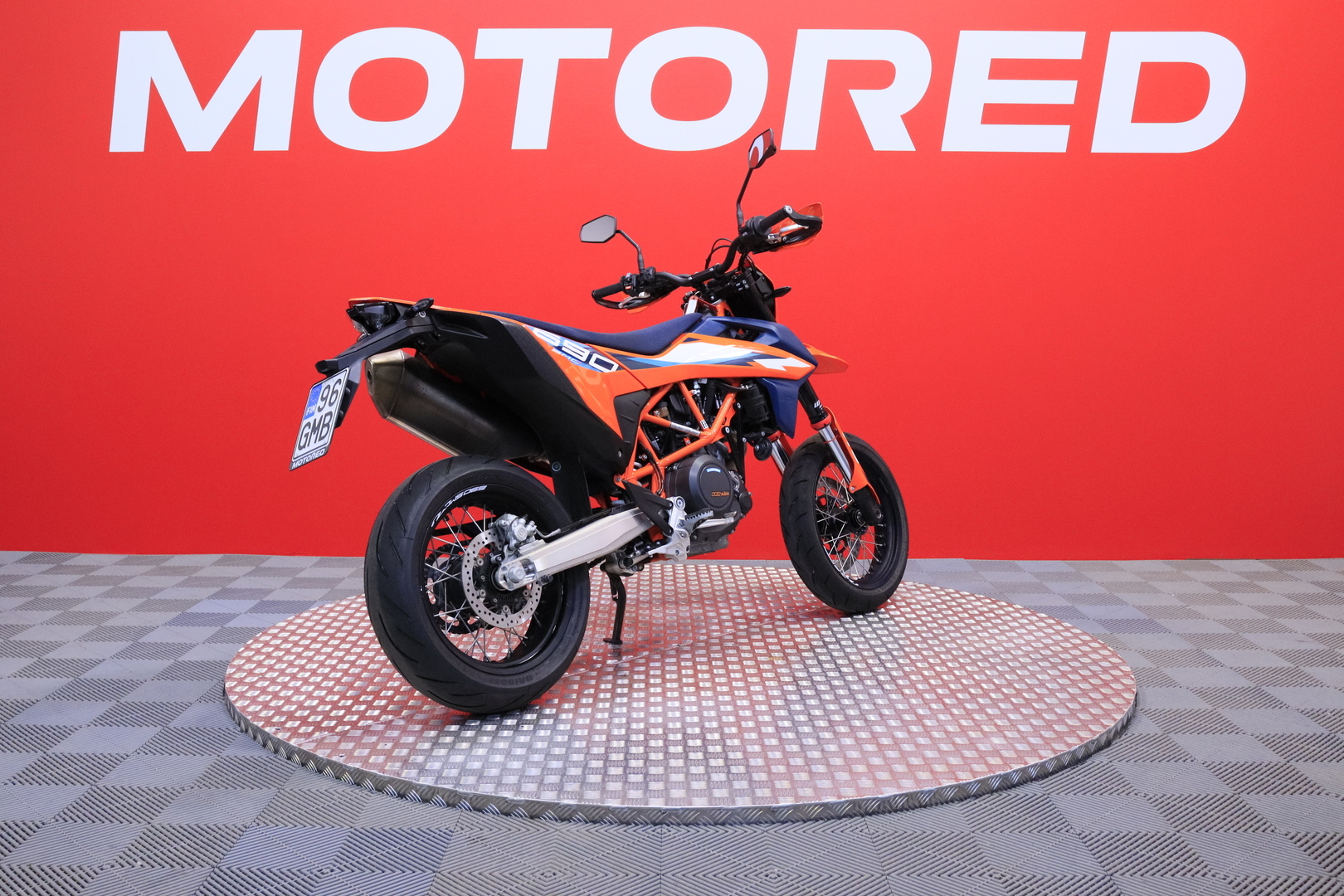 KTM - 690 - SMC-R // Suomi-pyörä / TC / ABS / Map selector // - Moottoripyörä