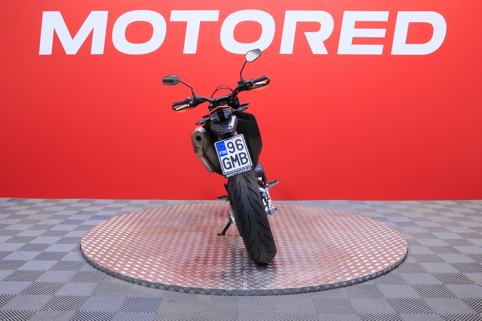 KTM - 690 - SMC-R // Suomi-pyörä / TC / ABS / Map selector // - Moottoripyörä