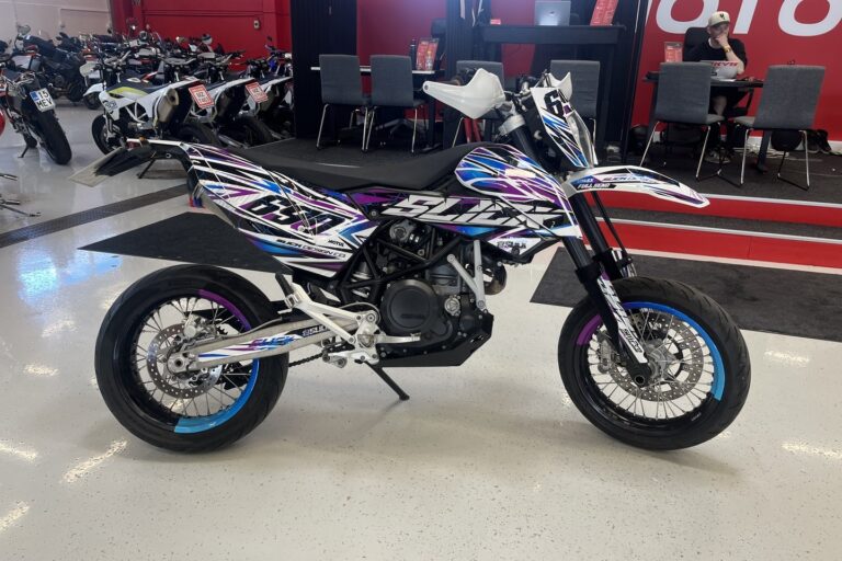 KTM 690
