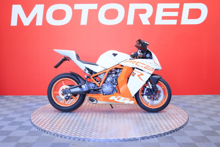 KTM - RC - 8R // Timantti / Uudet renkaat / Brembo / Powerparts / Huoltokirja // - Moottoripyörä