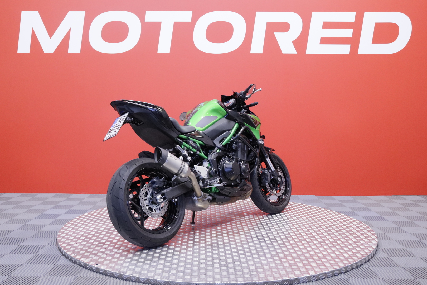 Kawasaki - Z - 900 // Suomi-pyörä / Huoltokirja / Leovince / Ajomodet // - Moottoripyörä
