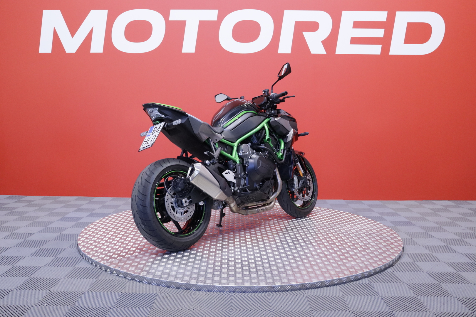 Kawasaki - Z - H2 // 1. om Suomipyörä / Huoltokirja / Putkisto // - Moottoripyörä