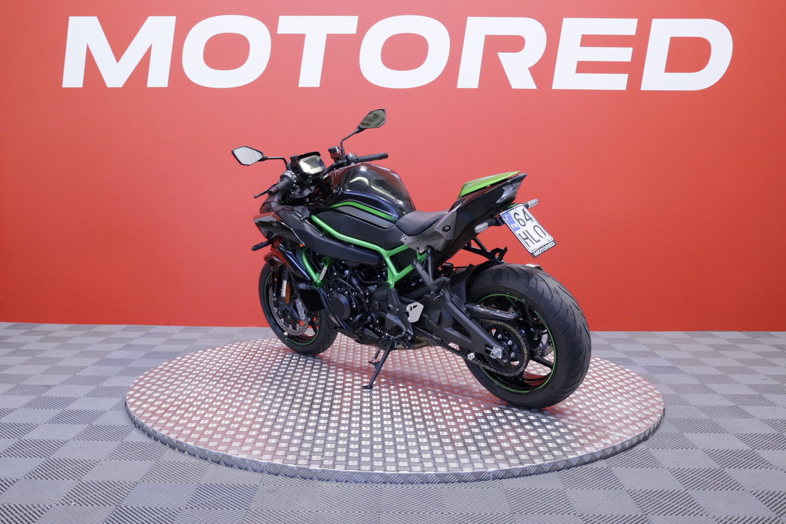 Kawasaki - Z - H2 // 1. om Suomipyörä / Huoltokirja / Putkisto // - Moottoripyörä