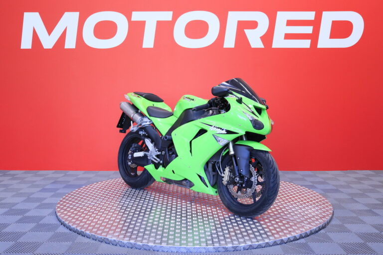 Kawasaki - ZX-10R - // Laser / Öhlins ohjausiskari / Kaatumatapit / Teräspunoletkut // - Moottoripyörä