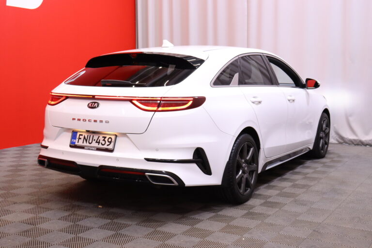 Kia ProCeed