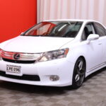 LEXUS - ES - HS250h Sedan (AA)Nahkapenkit muistilla / HUD / Ilmastoidut istuimet / Peruutuskamera / Navi / ACC / 2 renkaat ja vanteet - Sedan