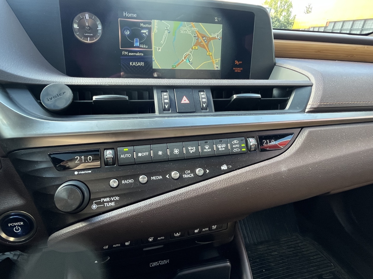 Lexus - ES - 300h Executive - Sedan