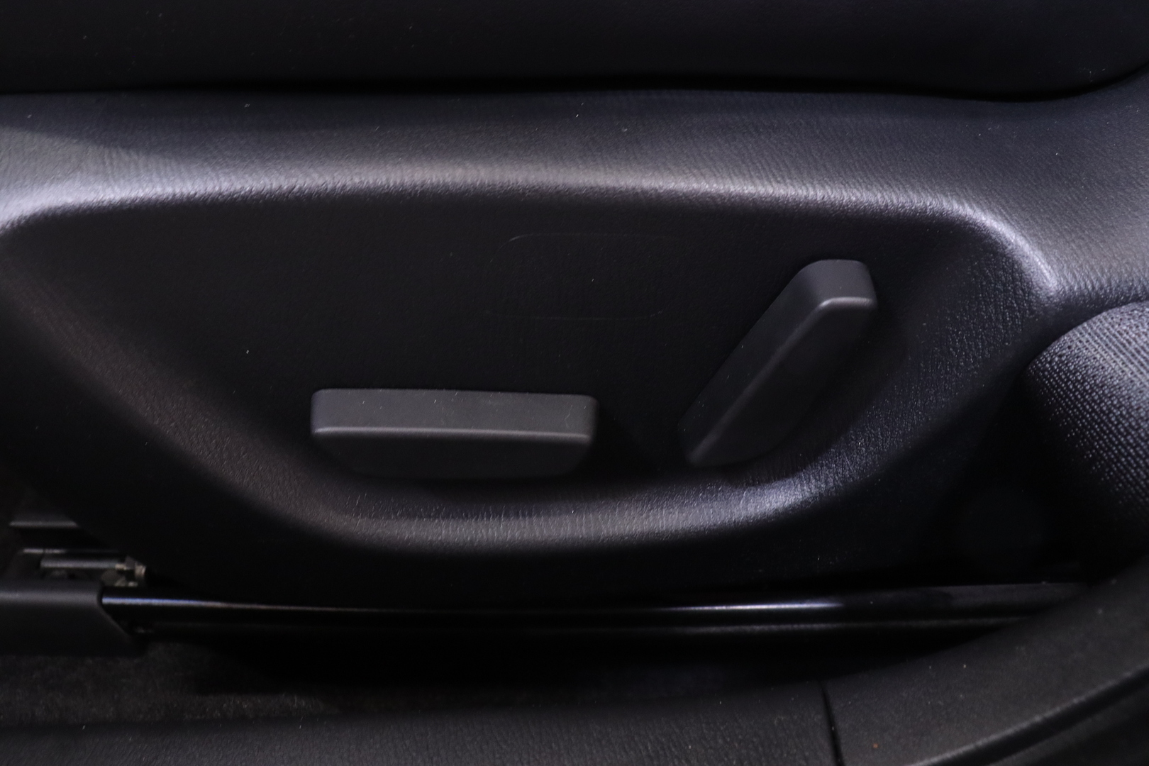 Mazda - Mazda3 - 5HB 2,0 (120) SKYACTIV-G Luxury Plus 6MT 5ov DJ2 - Viistoperä