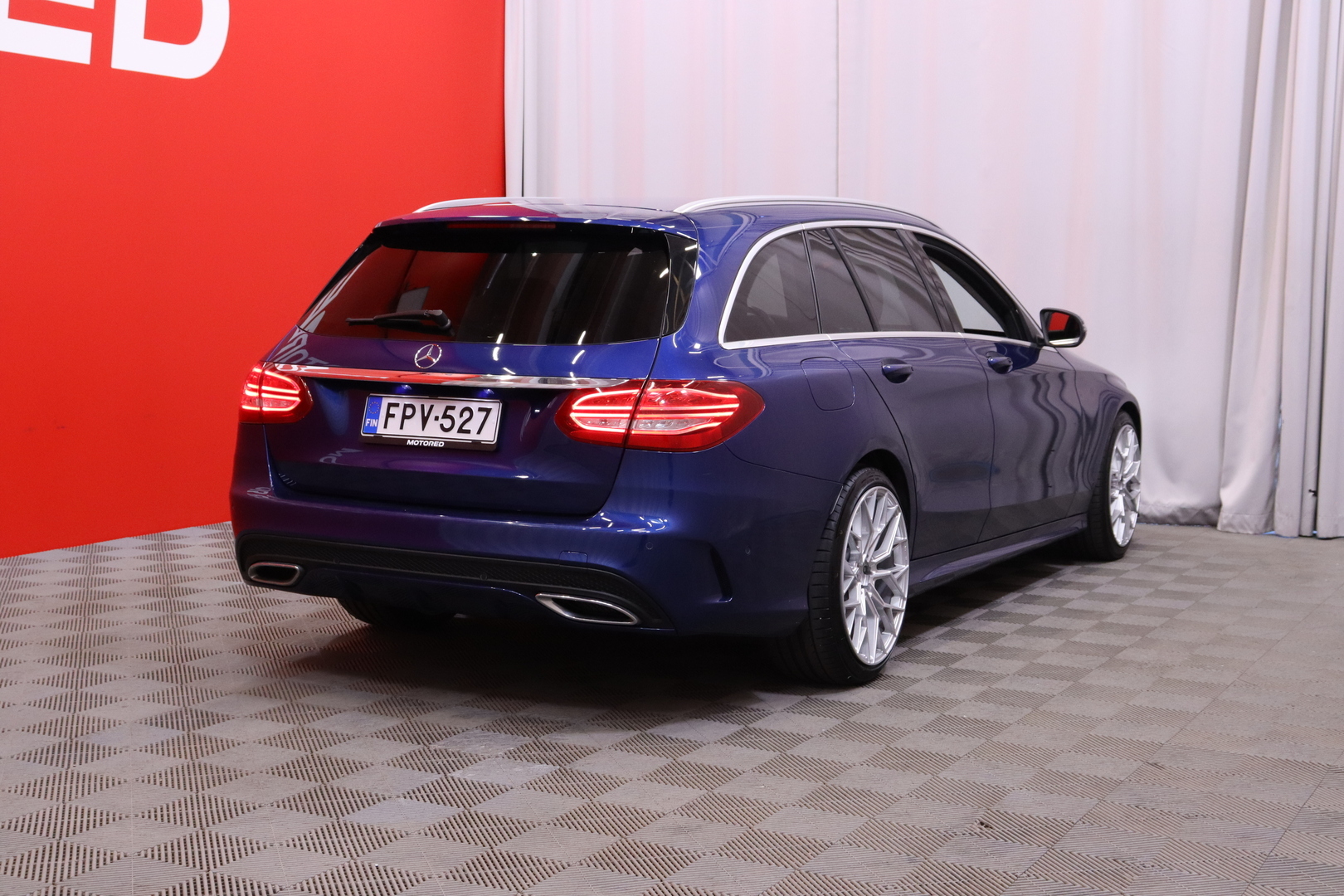 Mercedes-Benz - C - 180 d BlueTec T A Premium Business AMG - Farmari