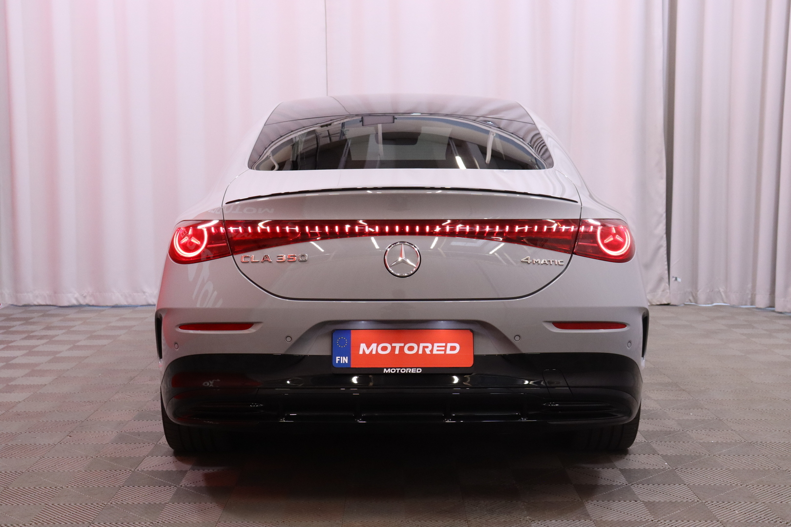 Mercedes-Benz - CLA - 350 4MATIC AMG Line - Sedan