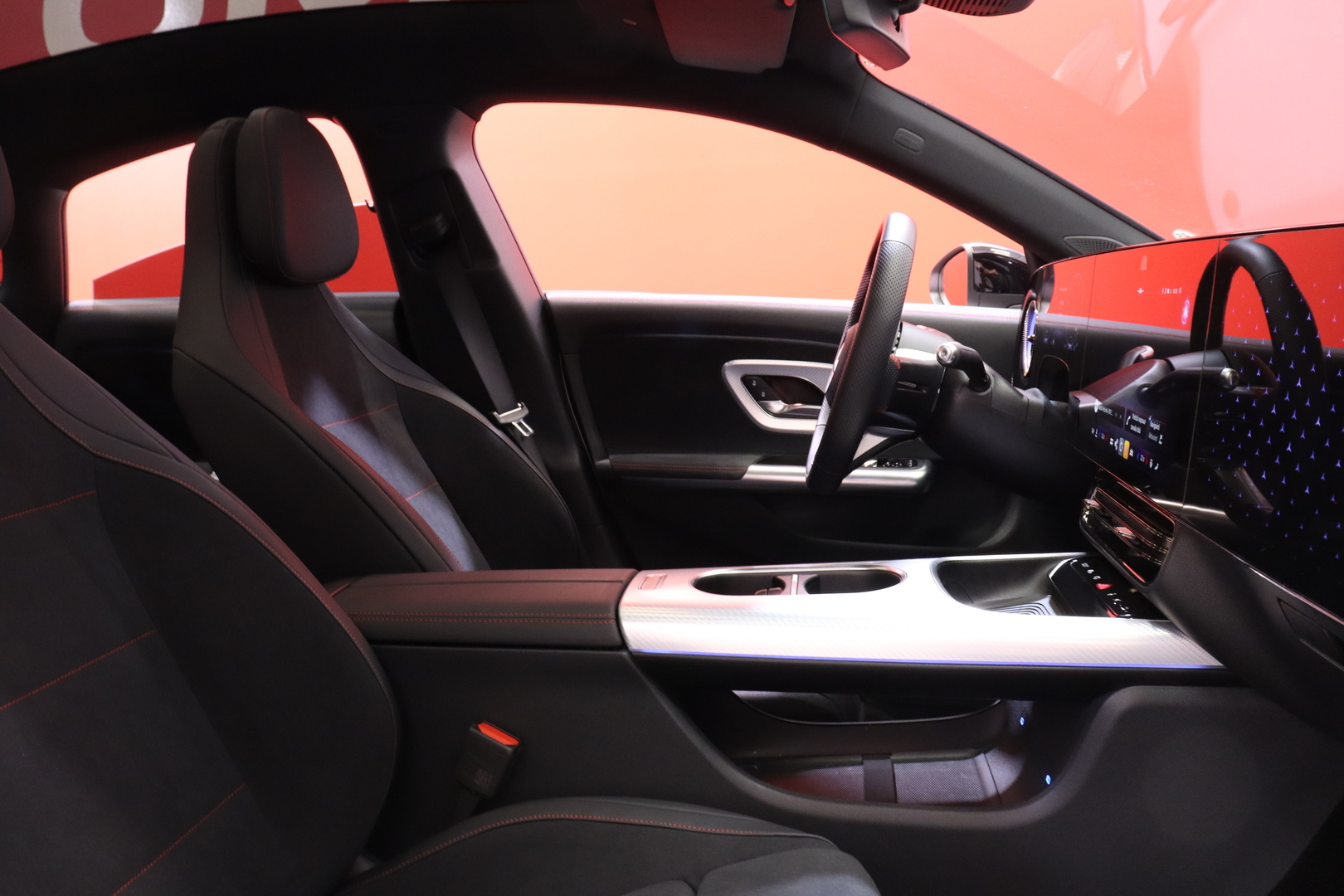 Mercedes-Benz - CLA - 350 4MATIC AMG Line - Sedan