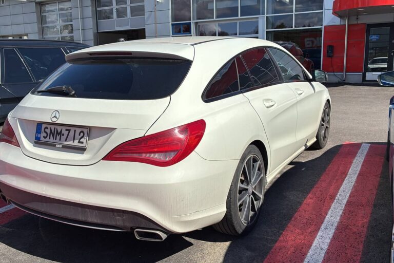 Mercedes-Benz CLA