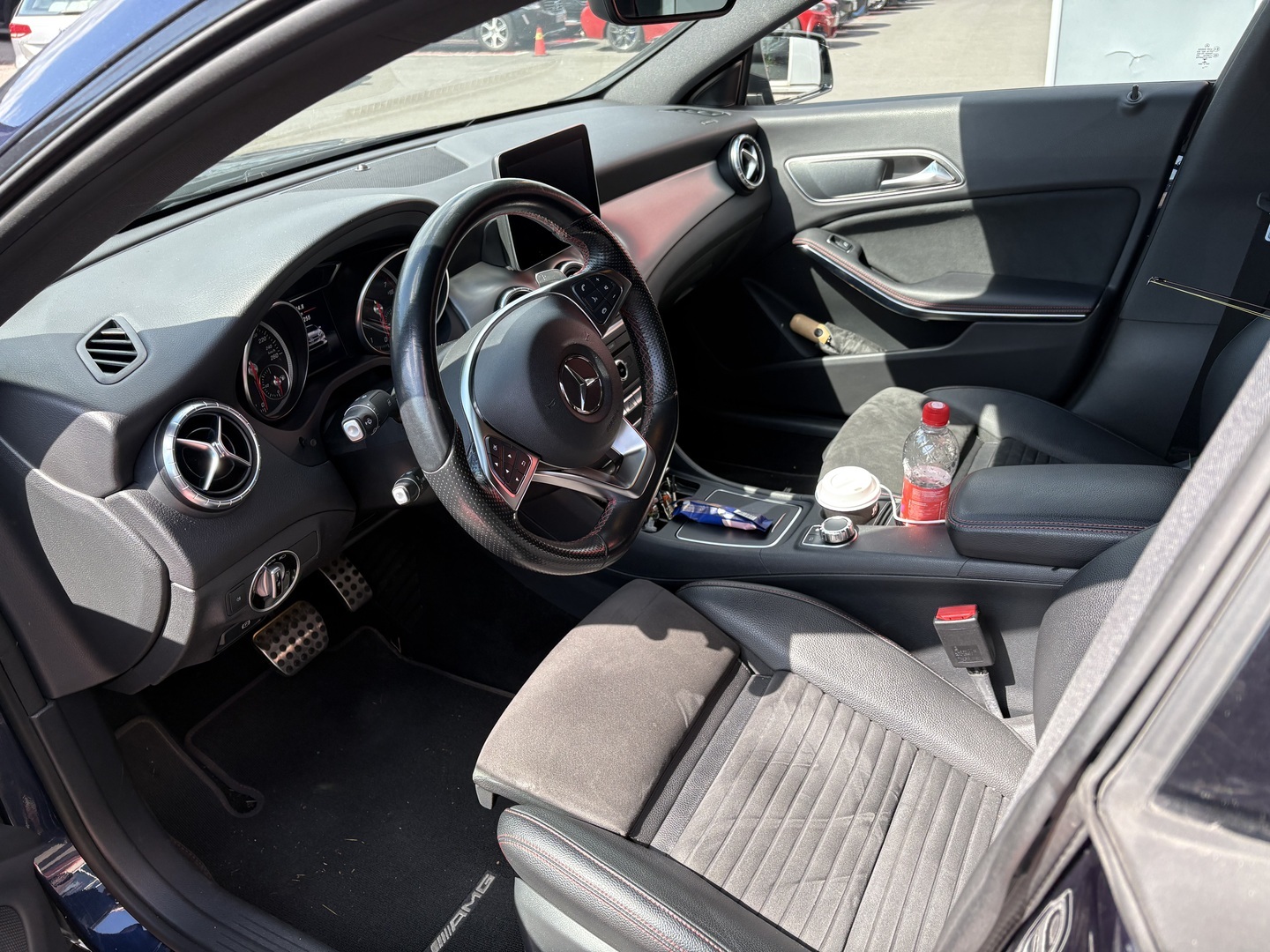 Mercedes-Benz - CLA - 200 A Business AMG - Coupe