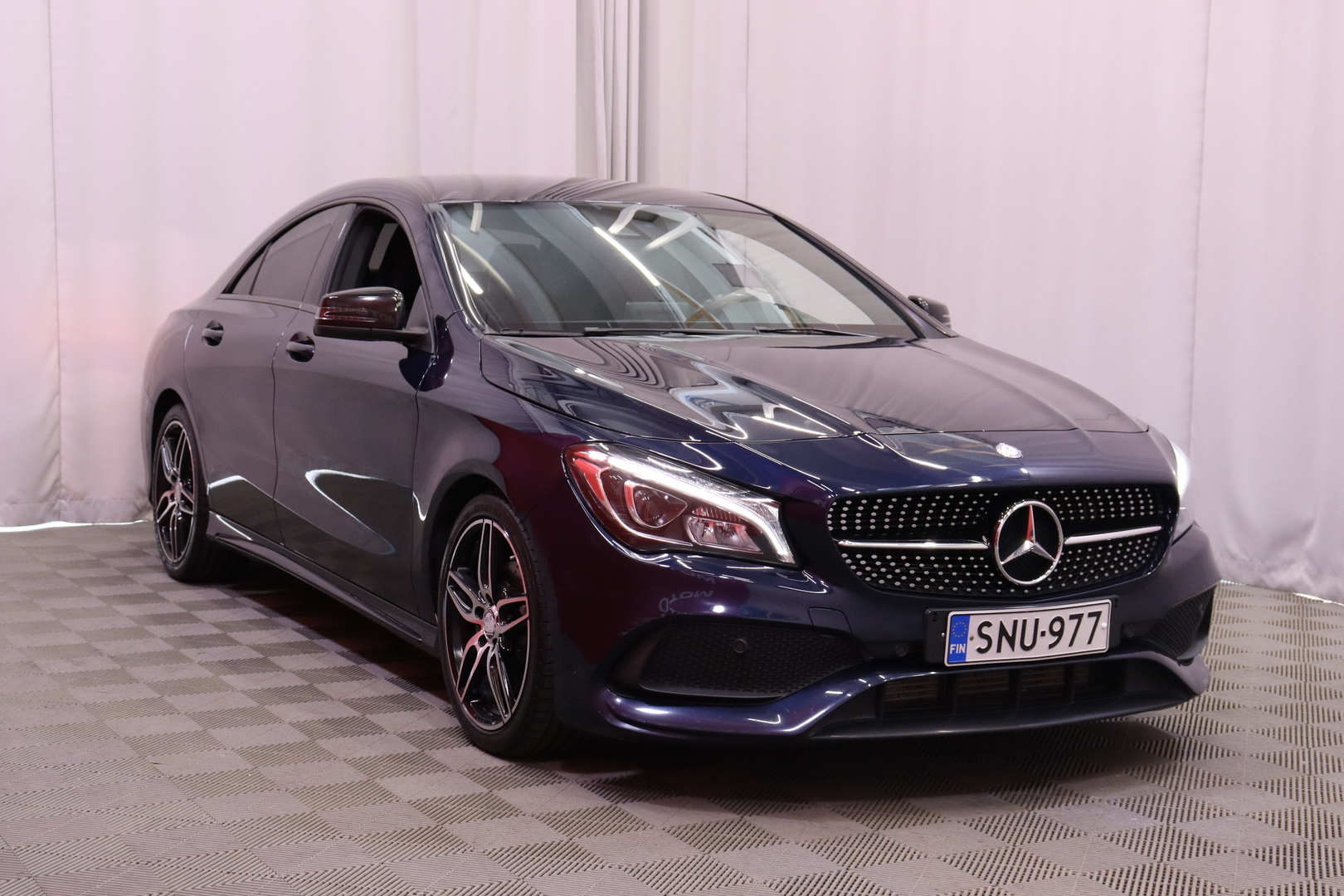 Mercedes-Benz CLA 200 A Business AMG 2017, kuva 6/33