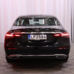 Mercedes-Benz - E - 220 d 4MATIC Sedan // SUOMI-auto / Widescreen / Multibeam / Blis / Kamera // - Sedan