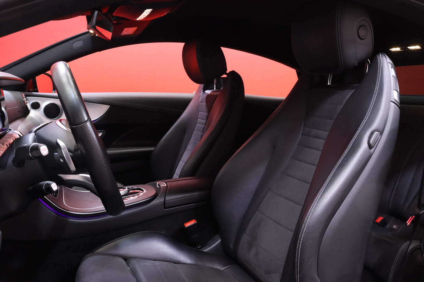 Mercedes-Benz - E - 220 d 4Matic A Coupé Business AMG // Multibeam LED / Suomi-auto / Kamera / Hyacinth Red // - Coupe
