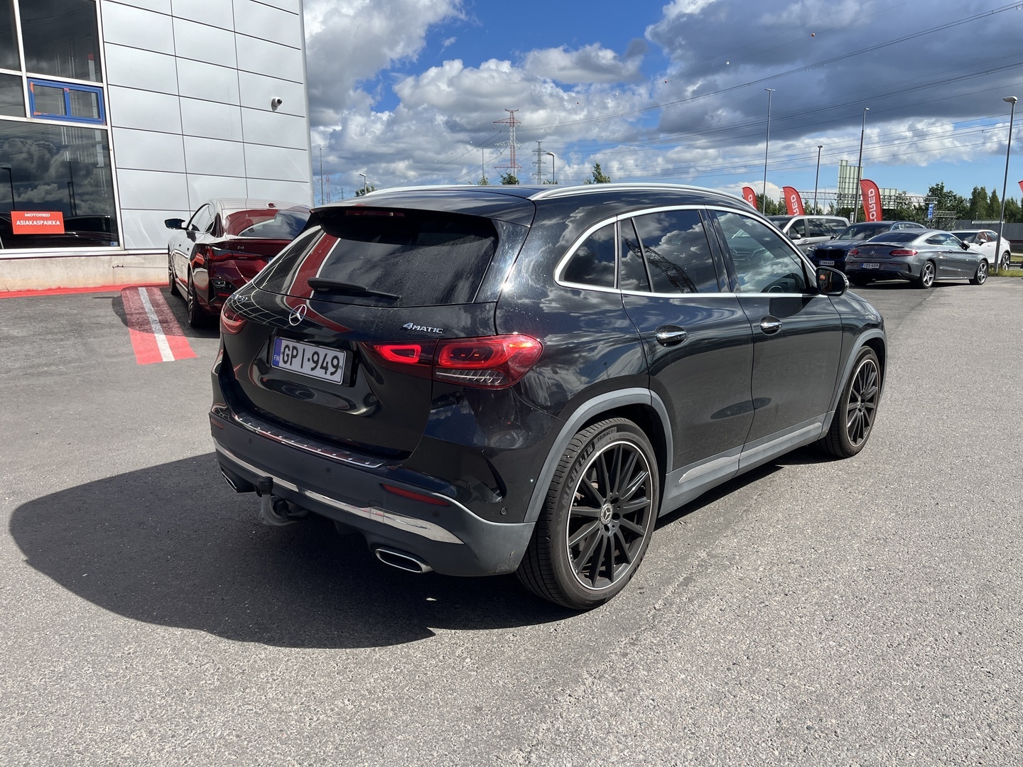 Mercedes-Benz - GLA - 250 4MATIC AMG / Koukku / Burmester / Multibeam LED / Lohko // - Farmari