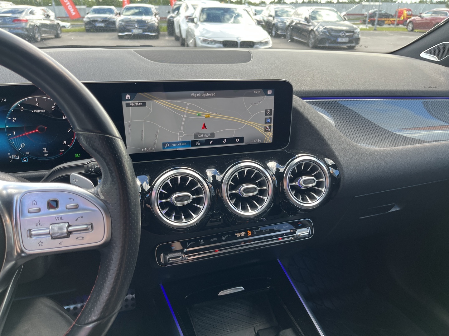 Mercedes-Benz - GLA - 250 4MATIC AMG / Koukku / Burmester / Multibeam LED / Lohko // - Farmari