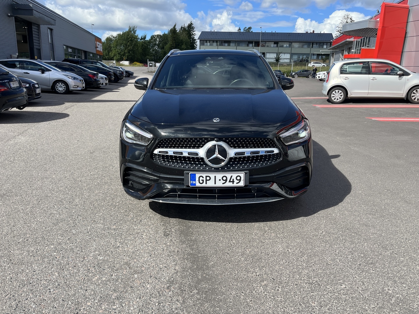 Mercedes-Benz - GLA - 250 4MATIC AMG / Koukku / Burmester / Multibeam LED / Lohko // - Farmari