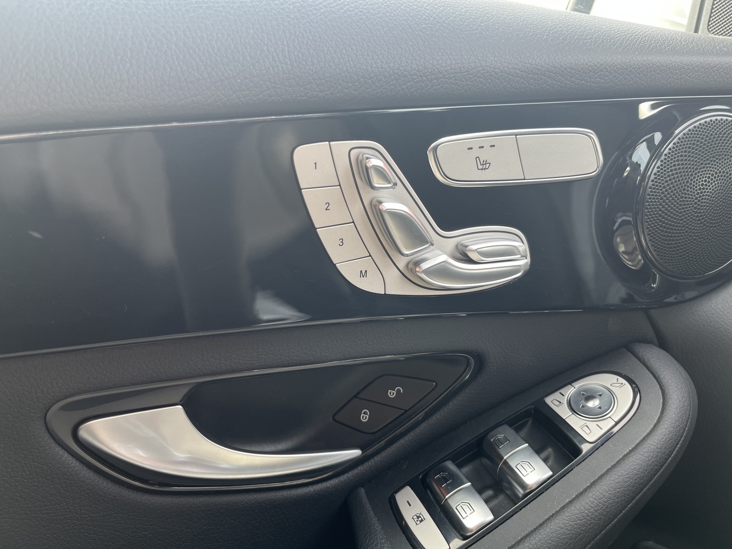Mercedes-Benz - GLC - 300 e 4MATIC A Business Coupé EQ Power - Maastoauto