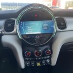 Mini - Cooper SE - Sporttipenkit / Adaptiiviset LED-ajovalot / Multitone-katto / Comfort-paketti / 2x renkaat - Viistoperä