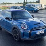 Mini - Cooper SE - Sporttipenkit / Adaptiiviset LED-ajovalot / Multitone-katto / Comfort-paketti / 2x renkaat - Viistoperä