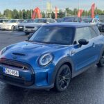 Mini - Cooper SE - Sporttipenkit / Adaptiiviset LED-ajovalot / Multitone-katto / Comfort-paketti / 2x renkaat - Viistoperä