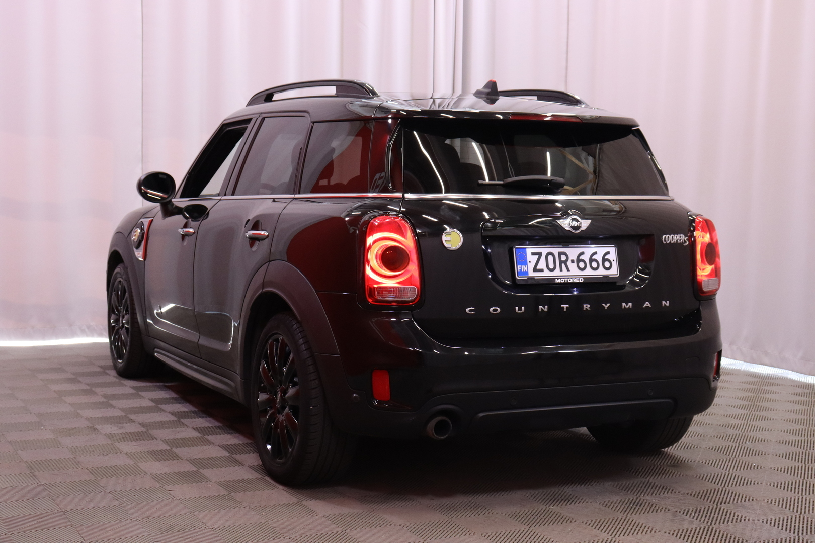 Mini - Countryman - Cooper SE ALL4 Chili // Harman/Kardon / Läm. tuulilasi / HUD /  Navi / Comfort Access // - Farmari
