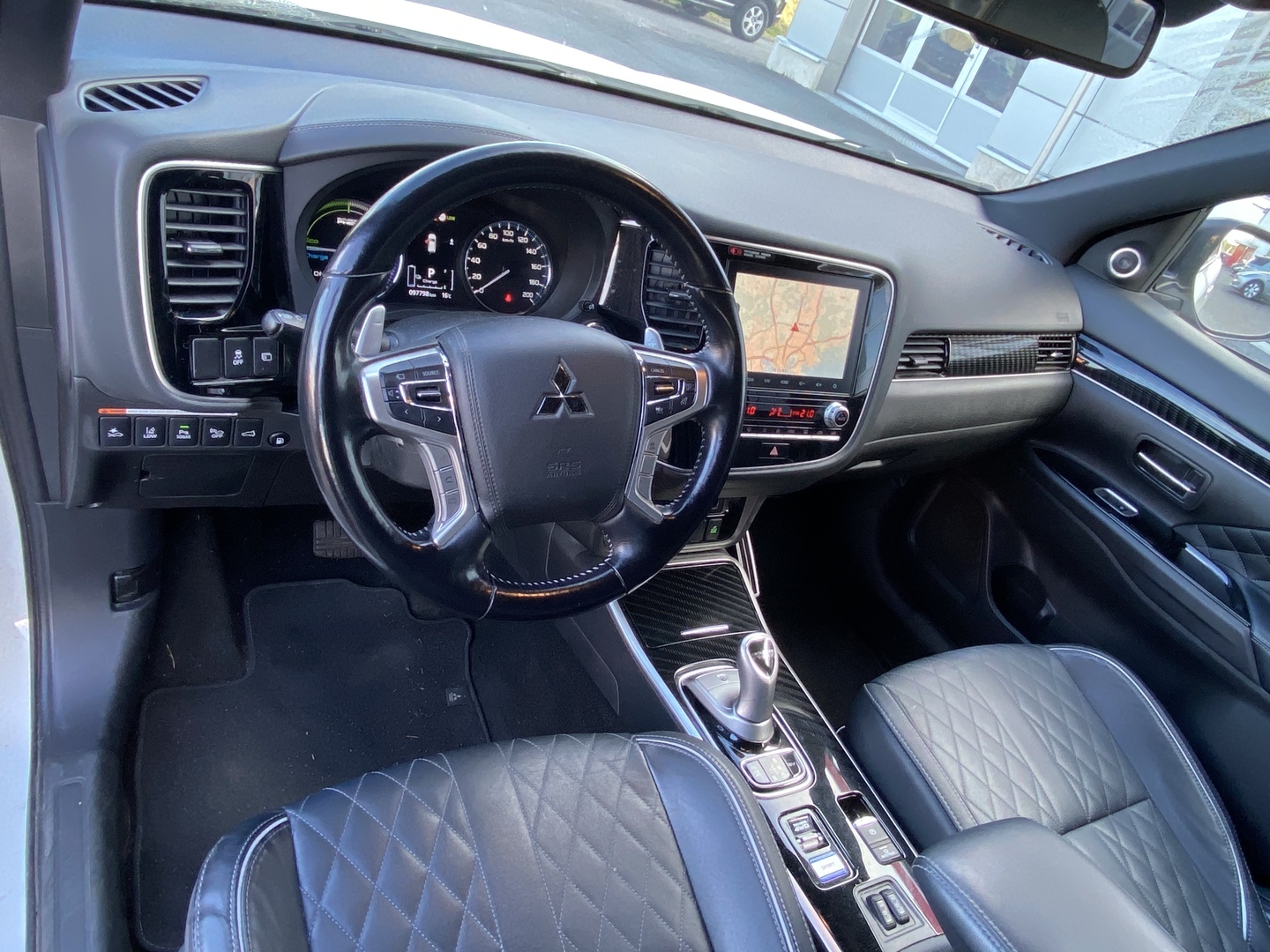 Mitsubishi - OUTLANDER PHEV - Instyle 4WD 5P - Farmari