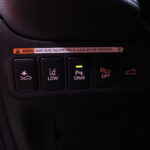 Mitsubishi - Outlander - 2.0 PHEV Instyle / ACC/ 360° / Nahat / Kattoluukku / Keyless / Lämmitettävä ohjauspyörä / - Farmari