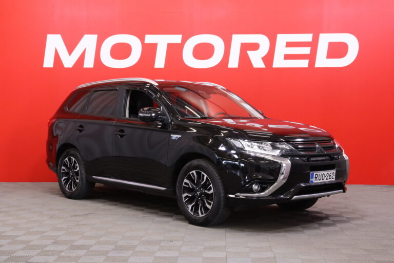 Mitsubishi - Outlander - 2.0 PHEV Instyle / ACC/ 360° / Nahat / Kattoluukku / Keyless / Lämmitettävä ohjauspyörä / - Farmari