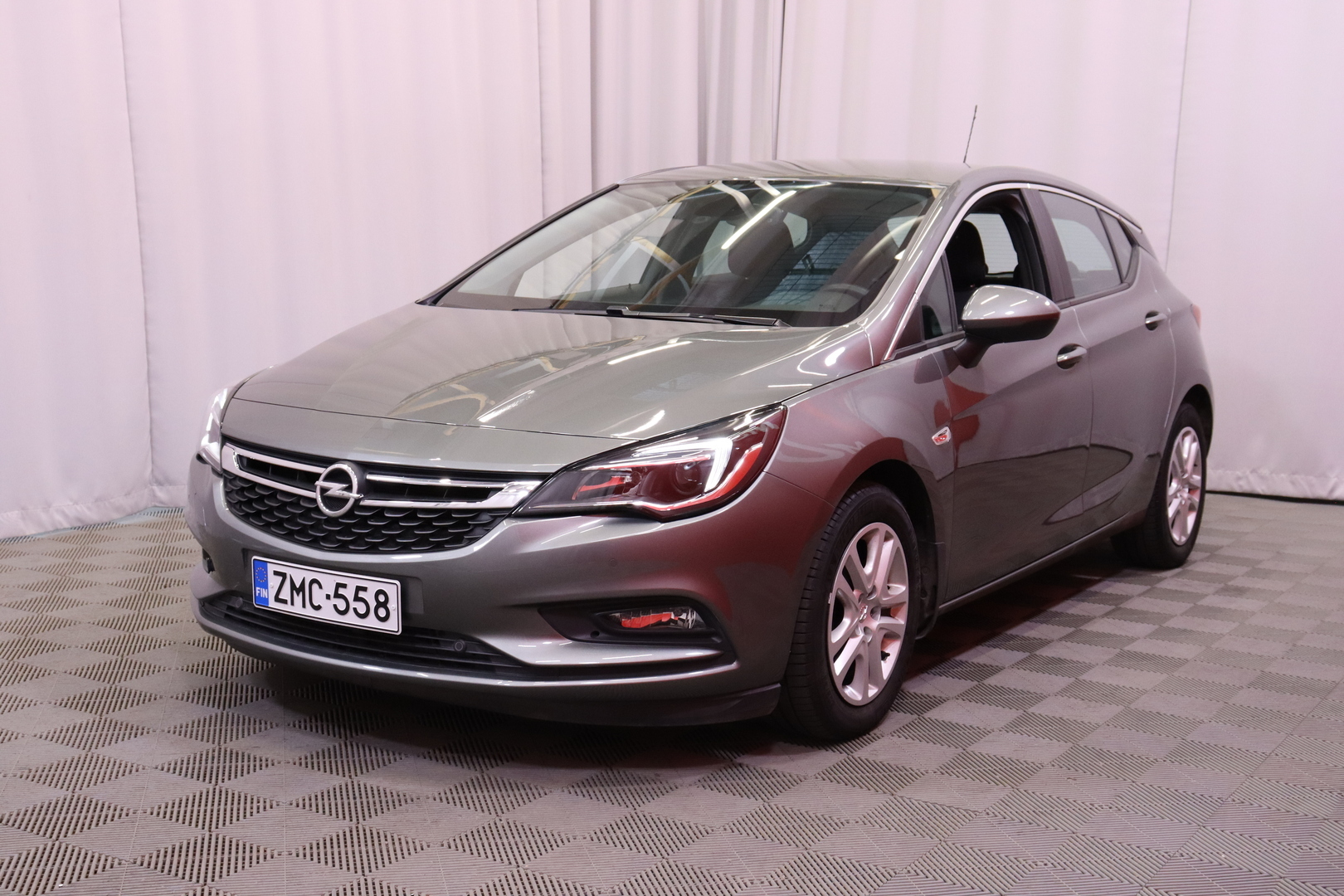 Opel - Astra - 5-ov Enjoy 1,0 Turbo ECOTEC Start/Stop 77kW ECT5 - Viistoperä