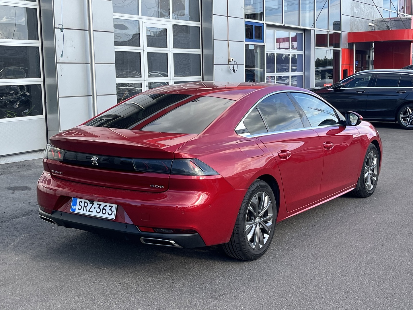 Peugeot - 508 - Allure BlueHDi 130 EAT8-automaatti - Sedan