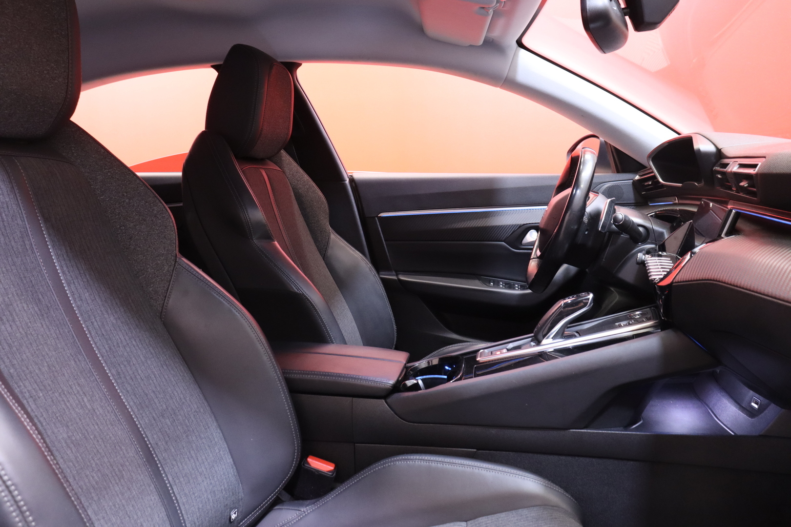 Peugeot - 508 - Allure BlueHDi 130 EAT8-automaatti - Sedan
