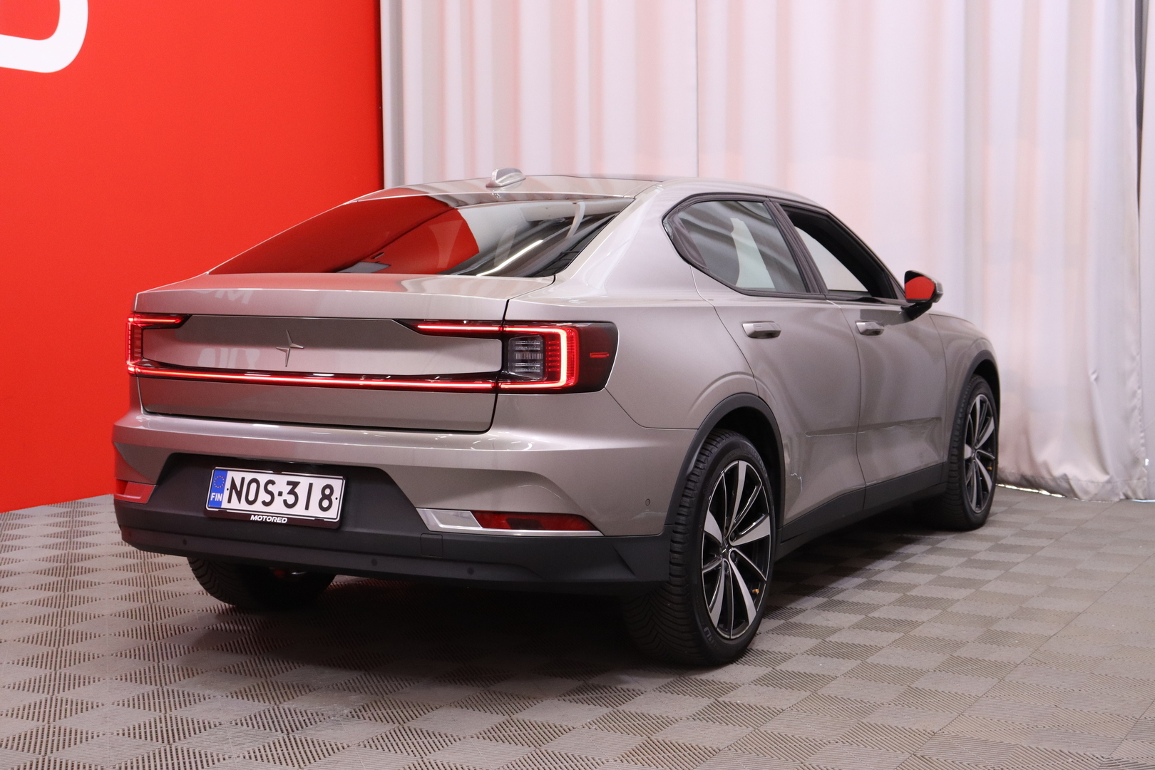 Polestar - 2 - Long Range Single Motor, 170kW, 78kWh - Viistoperä
