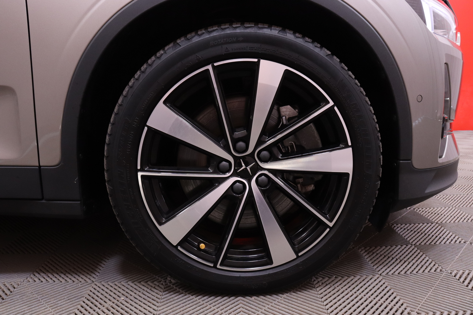 Polestar - 2 - Long Range Single Motor, 170kW, 78kWh - Viistoperä