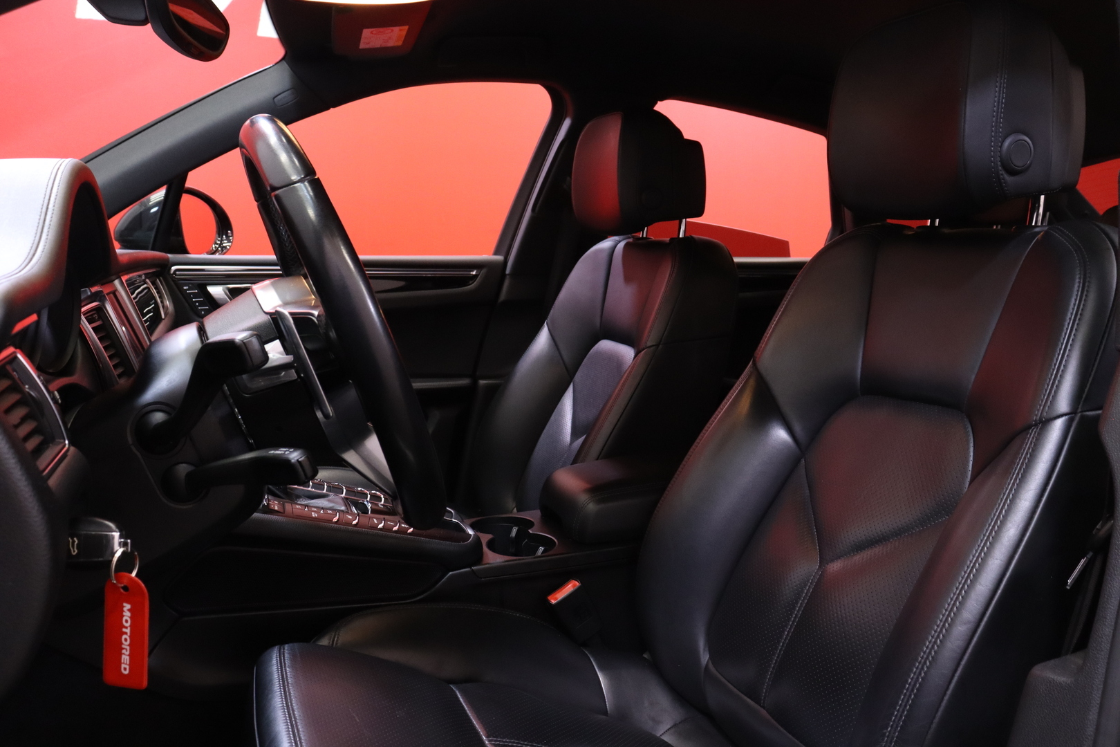 Porsche - Macan - S Diesel - Maastoauto