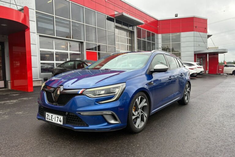 Renault - Megane - Sport Tourer GT TCe 205 EDC7-aut - Farmari