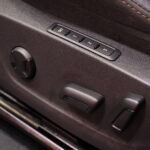 Skoda - Enyaq - 80 IV / ACC / Matrix-LED / Kamera / Digimittaristo / Lämpöpumppu / Kessy / Koukku / - Maastoauto