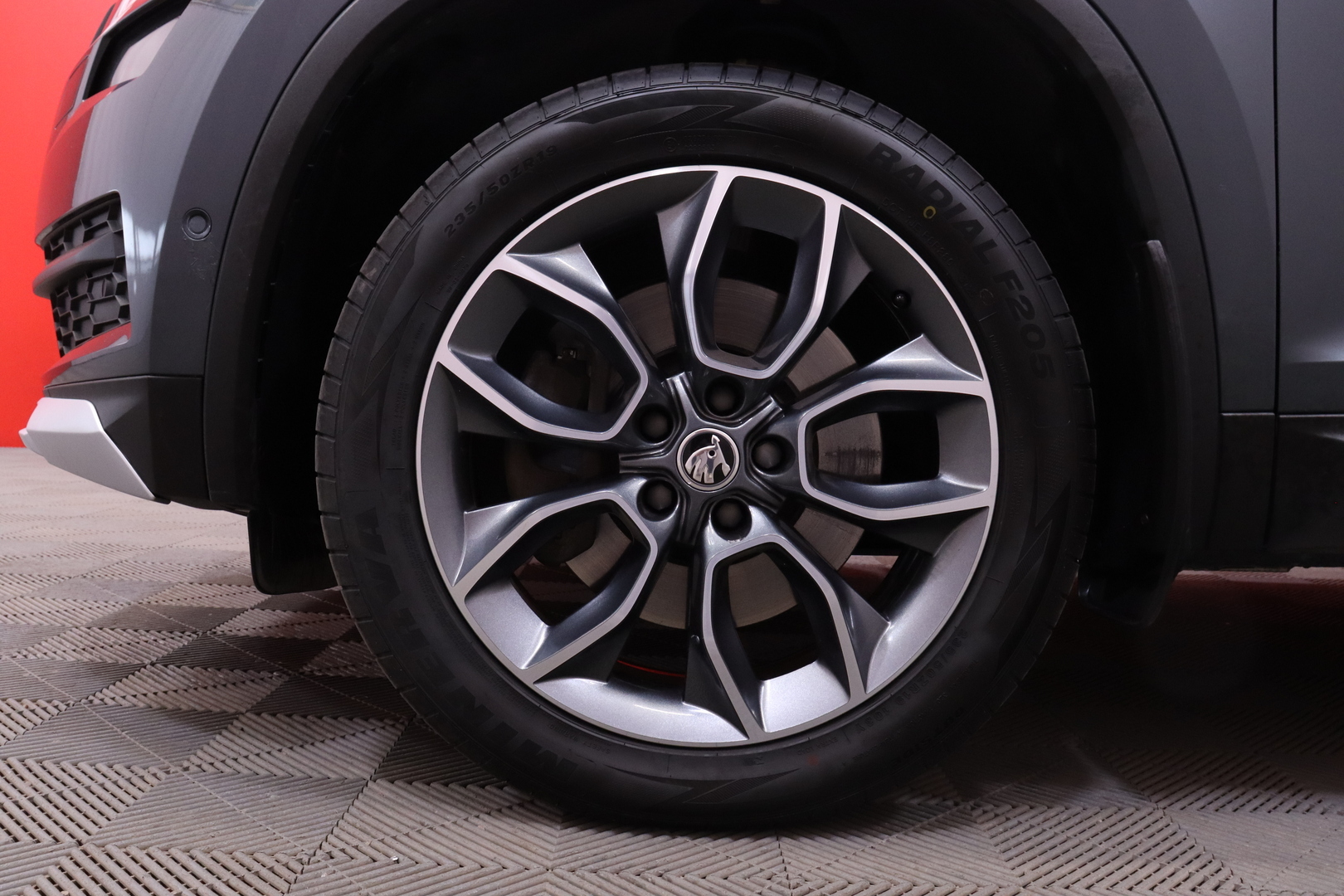 Skoda - Kodiaq - 2,0 TDI 190 4x4 Scout DSG Autom 7P // ACC / LED / Canton / Digimittari / Webasto / Koukku // - Farmari