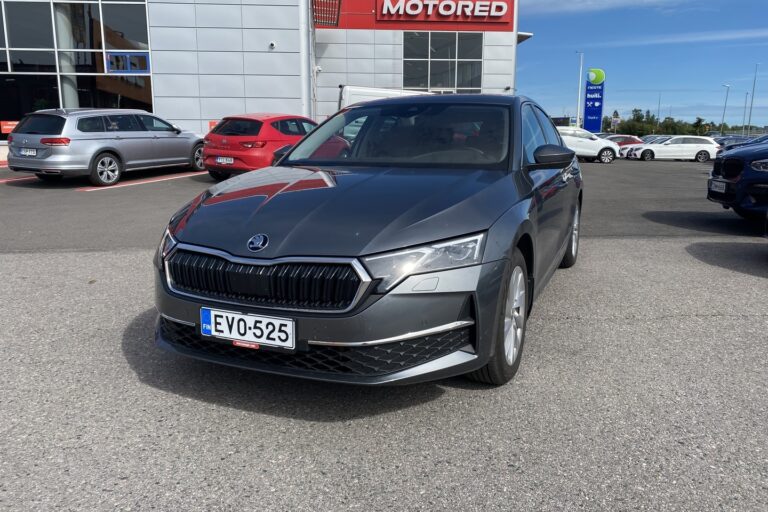 Skoda - Octavia - 1.5 TSI 150 Style eTEC DSG Autom. - Sedan