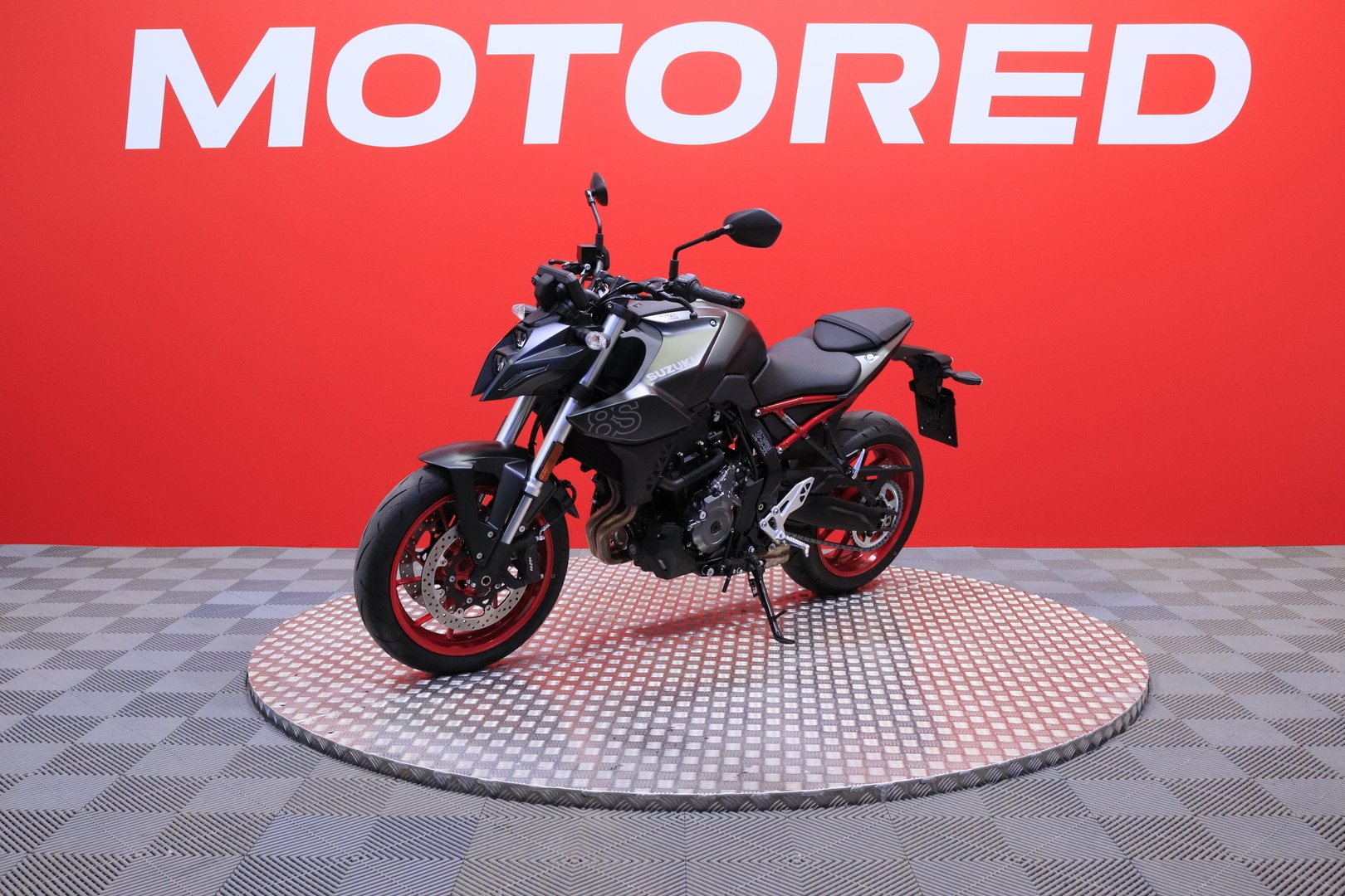 Suzuki - GSX-8S - 800 / Takuu / Kuin uusi / - Moottoripyörä