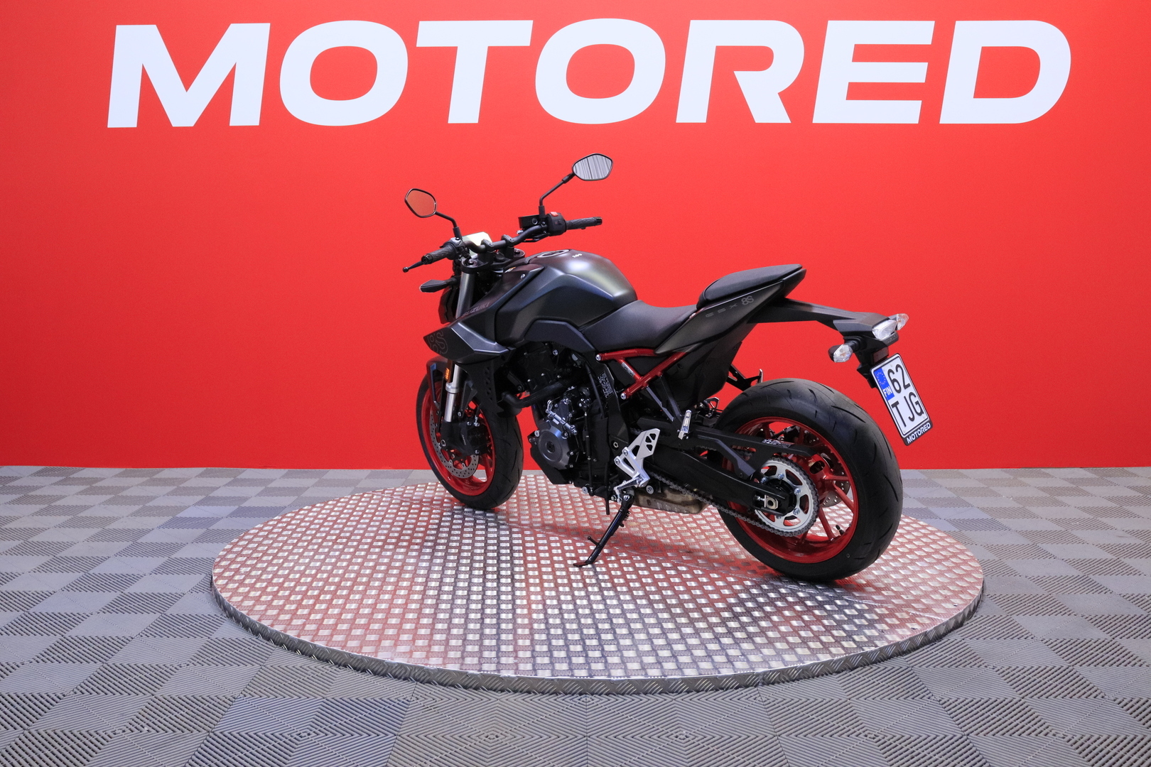Suzuki - GSX-8S - 800 / Takuu / Kuin uusi / - Moottoripyörä