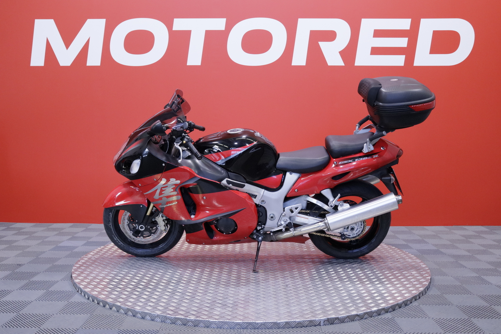 Suzuki - GSX - 1300 R // Juuri saapunut! / Huoltokirja / Suomi-pyörä / Takalaukku // - Moottoripyörä