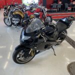 Suzuki - GSX-R - 750 // Juuri saapunut! / Huoltokirja / Suomi-pyörä / Yoshimura // - Moottoripyörä