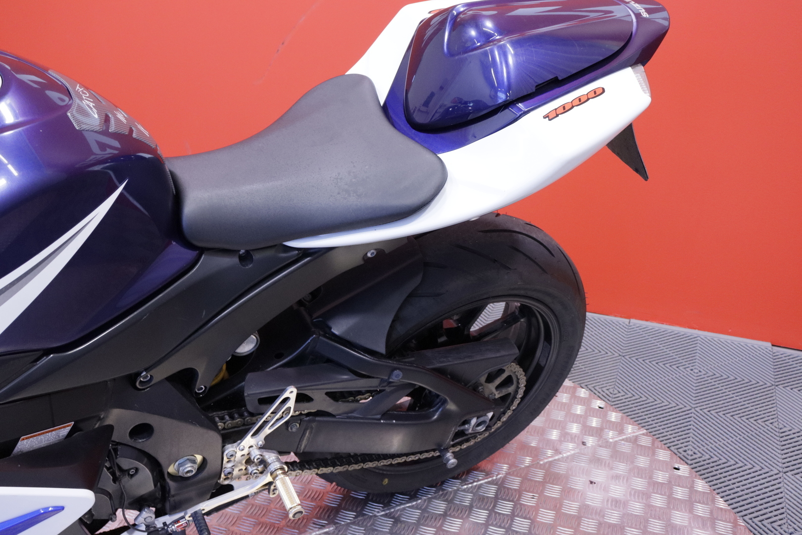 Suzuki - GSX-R - 1000 // Juuri saapunut! / Suomi-pyörä / Yoshimura / Shifter / Kaatumatapit // - Moottoripyörä