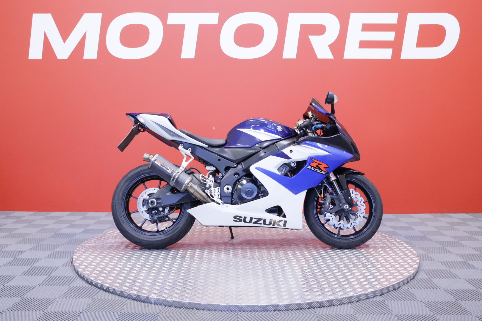 Suzuki - GSX-R - 1000 // Juuri saapunut! / Suomi-pyörä / Yoshimura / Shifter / Kaatumatapit // - Moottoripyörä