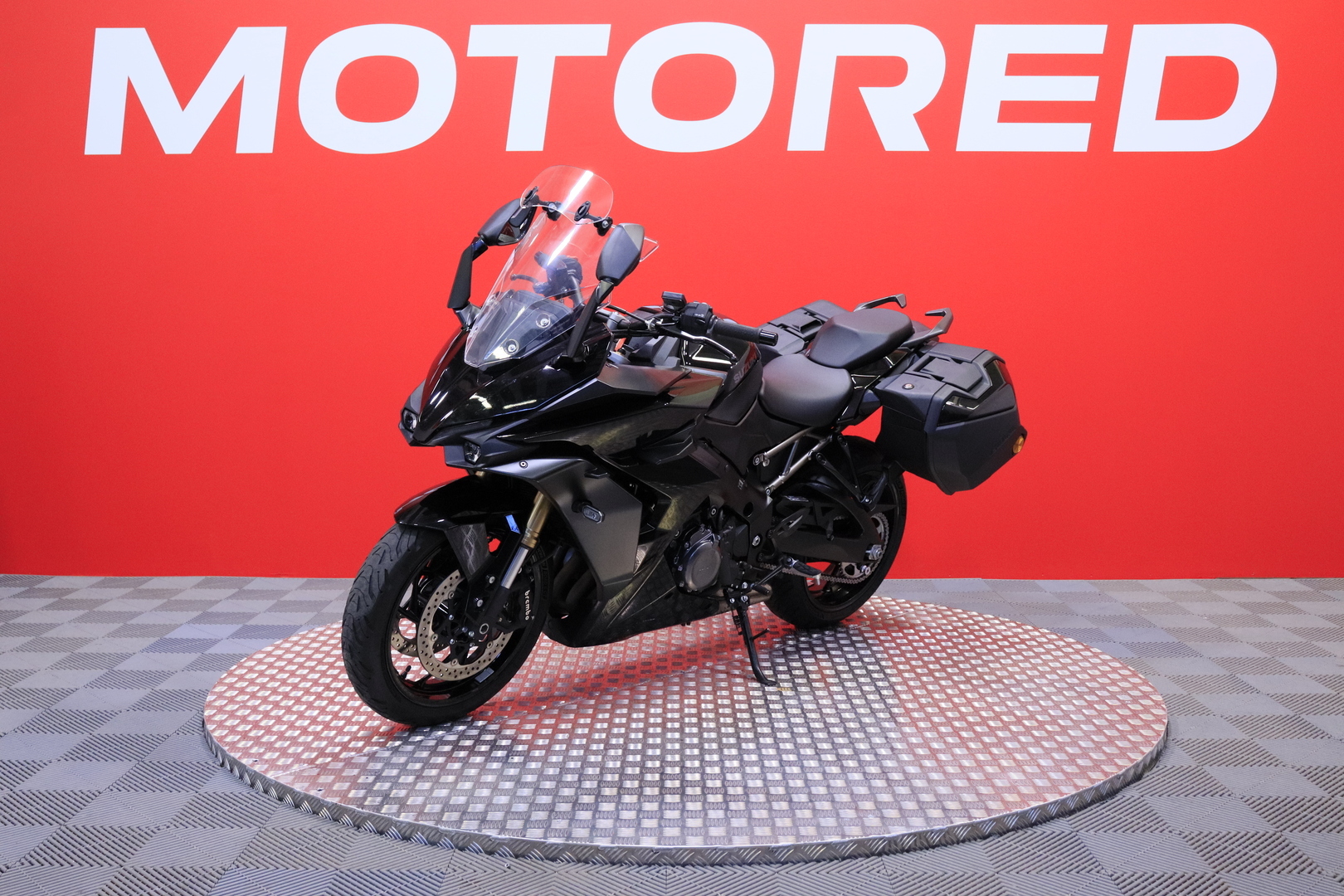 Suzuki - GSX-S - 1000GT // Juuri saapunut! / Vakkari / Kahvalämppärit / Huoltokirja / Laukut // - Moottoripyörä